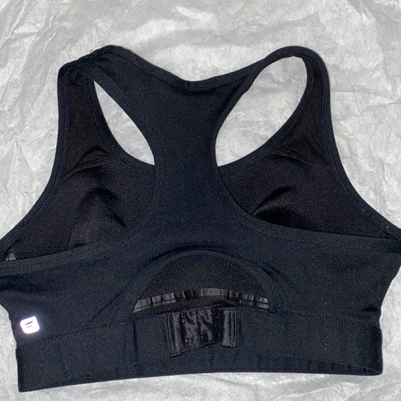 Sylvia Bra - Picture 5 of 8